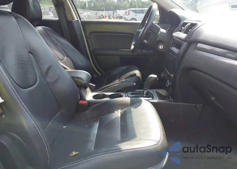 2010 Ford Fusion Sel z USA, uszkodzony, nr VIN 3FAHP0JAXAR351110